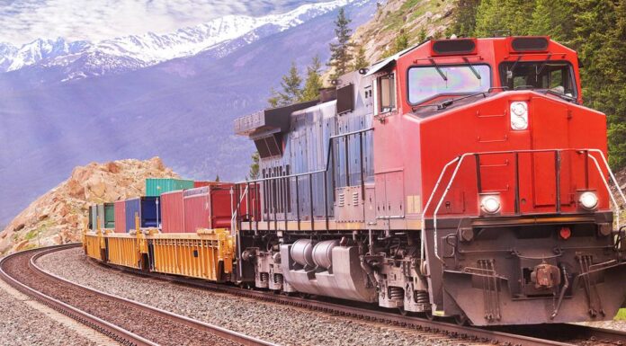 Як замовити перевезення вантажу залізницею в Маріуполі